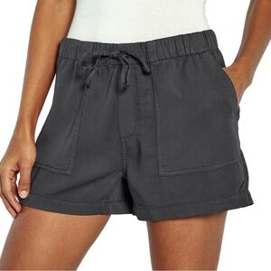 Gap Women’s Black Tencel Shorts